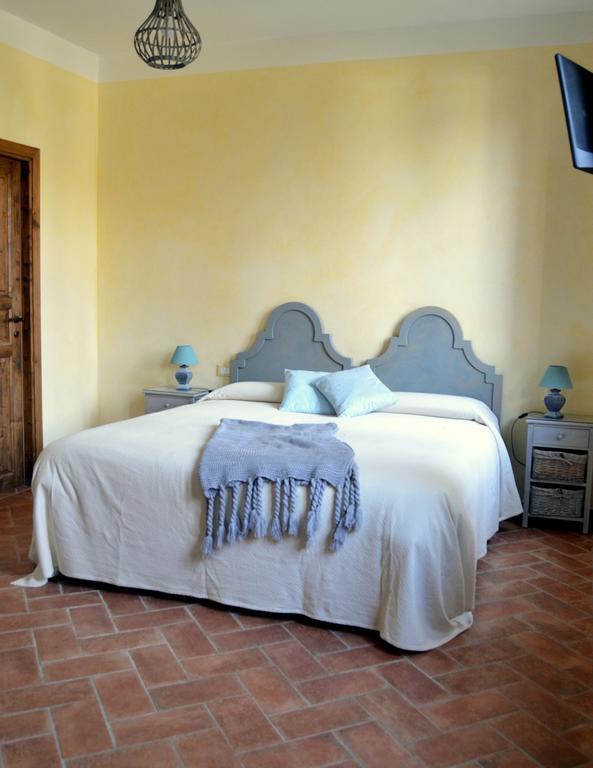 Agriturismo Borgo San Francesco Базільйо Екстер'єр фото
