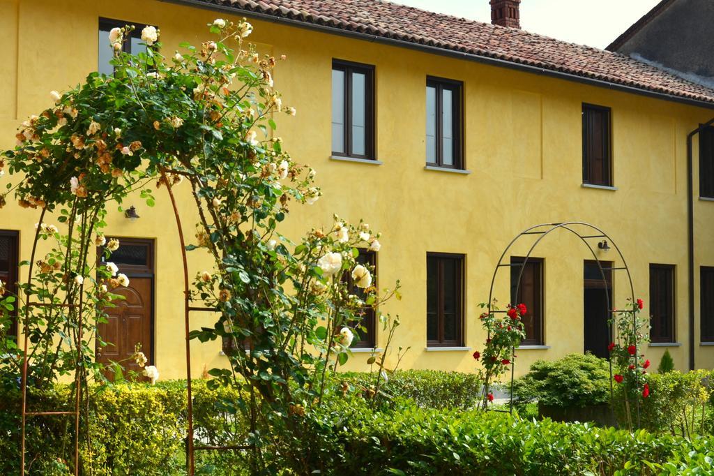 Agriturismo Borgo San Francesco Базільйо Екстер'єр фото